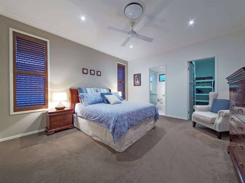 35 Gumdale Street, Wakerley QLD 4154