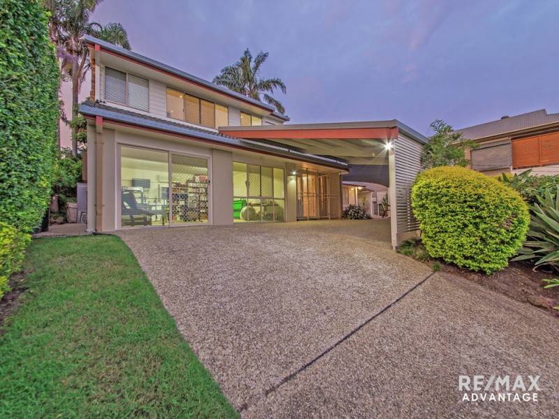 99 Raeburn Street, Manly West QLD 4179