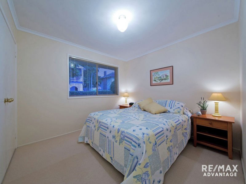 99 Raeburn Street, Manly West QLD 4179