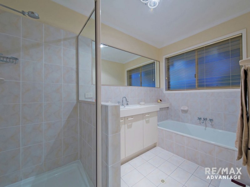 99 Raeburn Street, Manly West QLD 4179