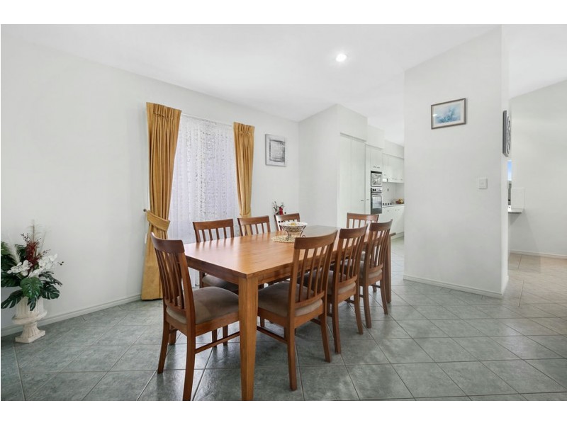 3 Joffre St, Wynnum QLD 4178