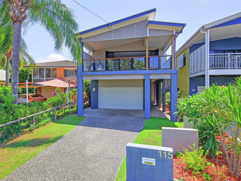 115 Raeburn St, Manly West QLD 4179