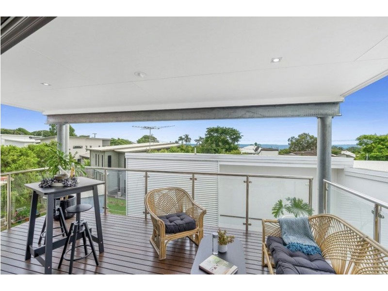 154 Melville Terrace, Manly QLD 4179