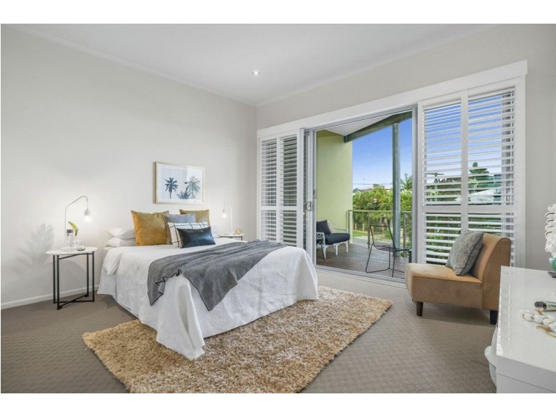154 Melville Terrace, Manly QLD 4179