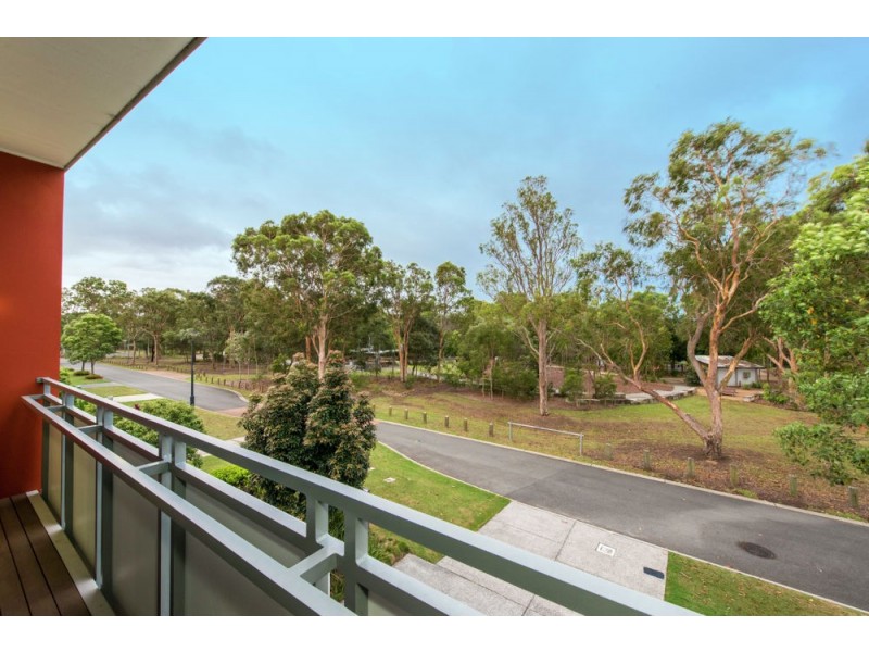 11 Margaret Crescent, Wakerley QLD 4154