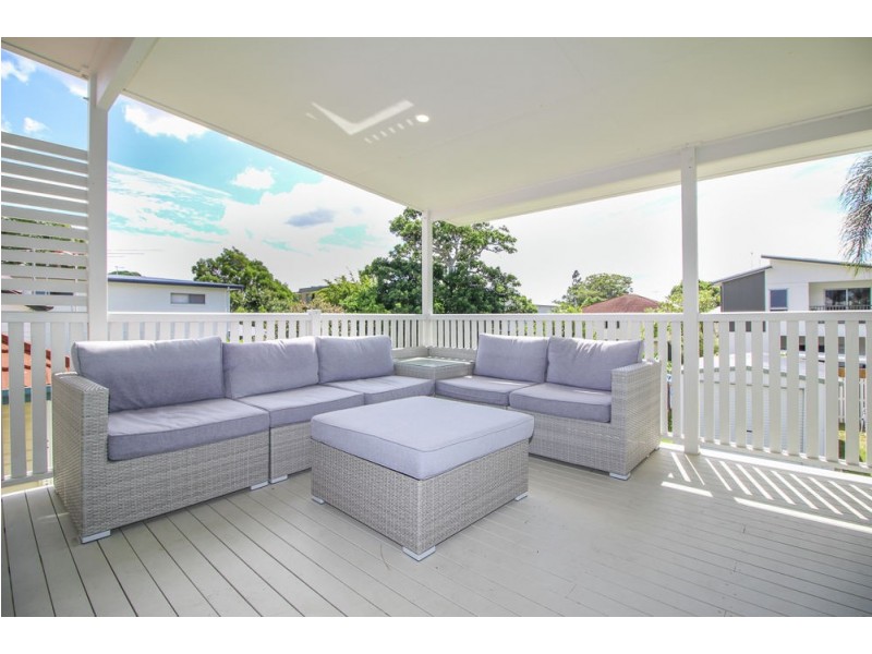 17 Chestnut St, Wynnum QLD 4178
