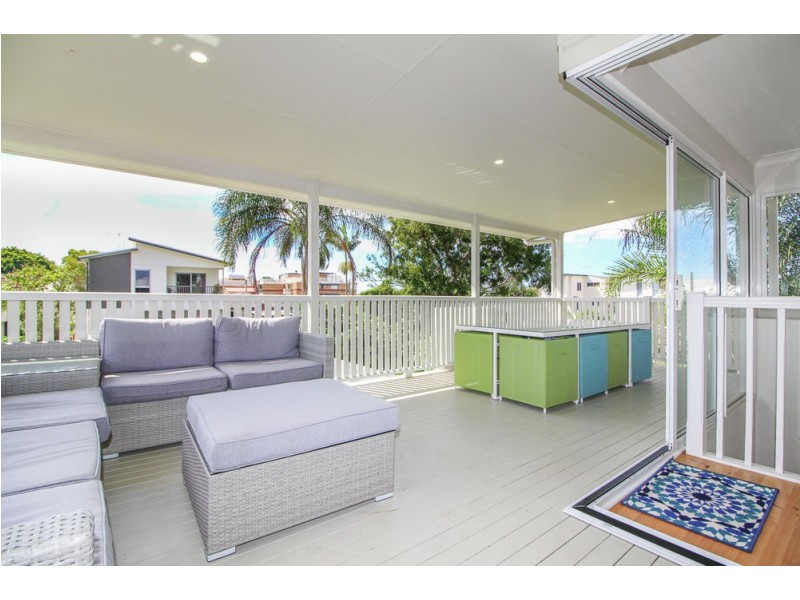 17 Chestnut St, Wynnum QLD 4178