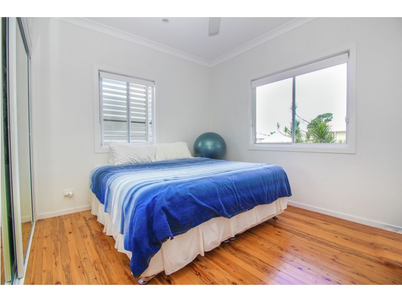 17 Chestnut St, Wynnum QLD 4178