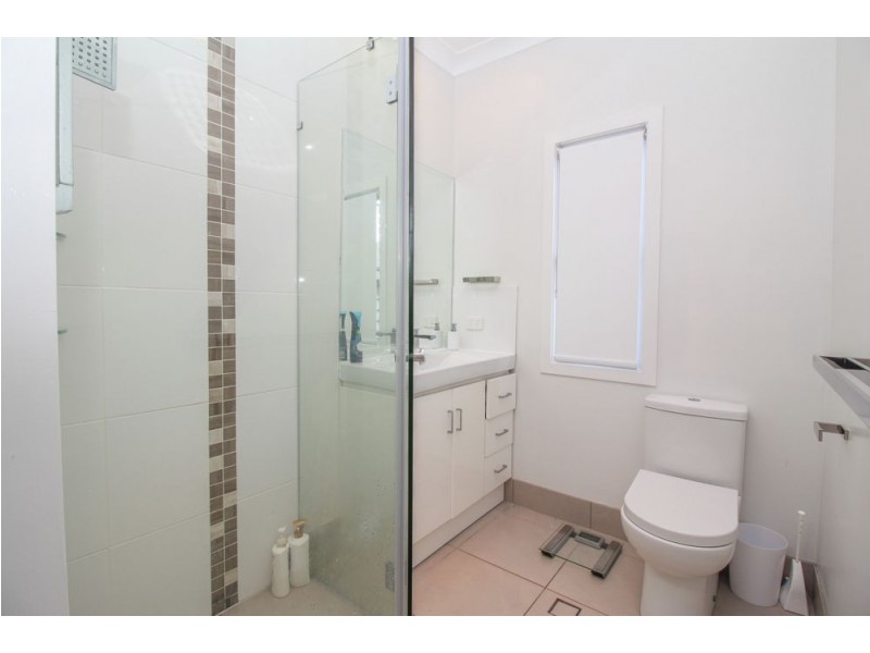 17 Chestnut St, Wynnum QLD 4178