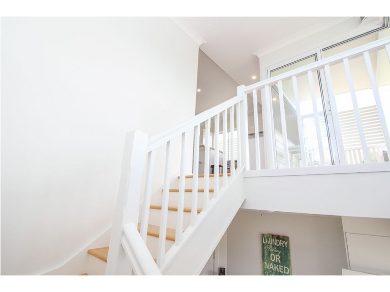 17 Chestnut St, Wynnum QLD 4178