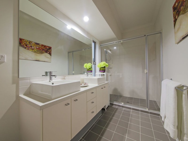17 Esk Crescent, Wakerley QLD 4154