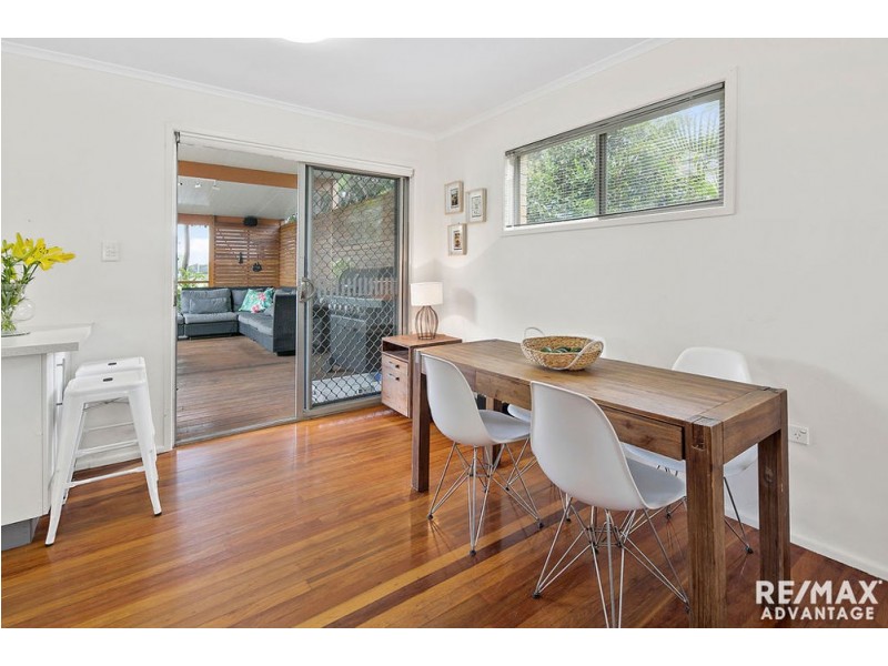 9 Yaringa St, Manly West QLD 4179