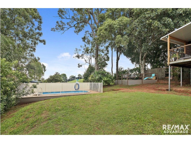 9 Yaringa St, Manly West QLD 4179