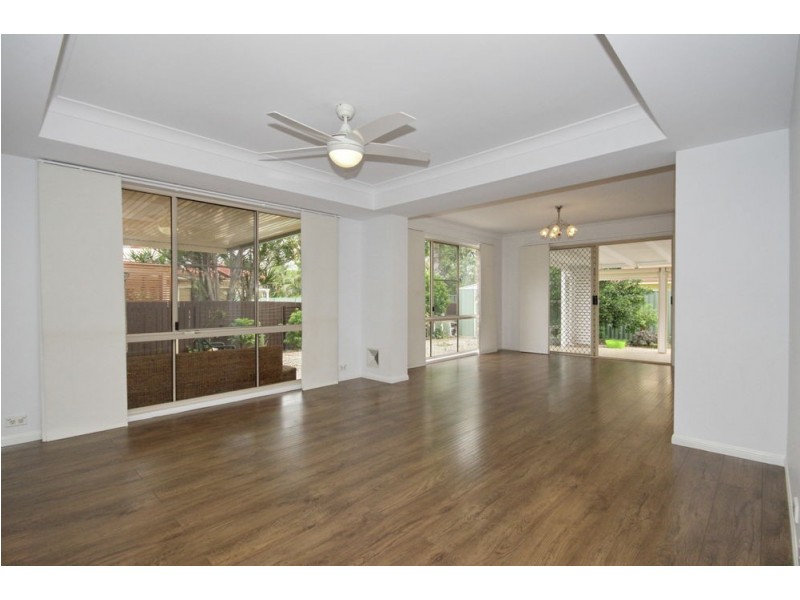 21 Lewis Place, Manly West QLD 4179