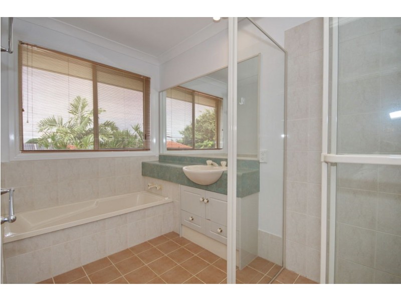 21 Lewis Place, Manly West QLD 4179