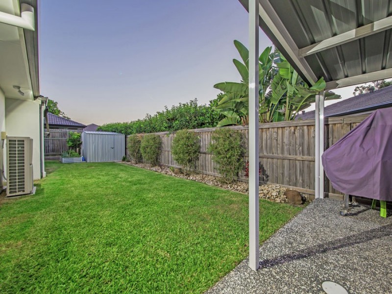 12 Harrogate Place, Gumdale QLD 4154