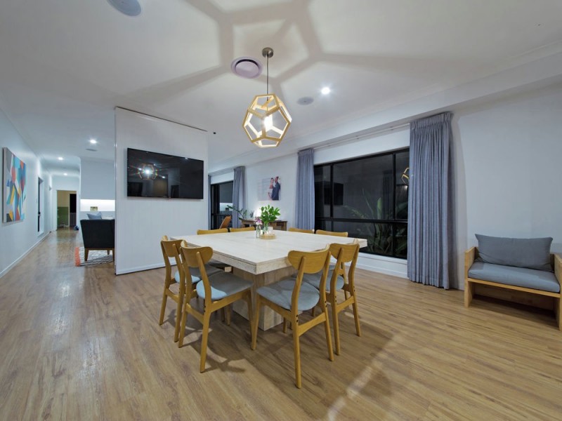 57 Wilde Street, Wynnum QLD 4178