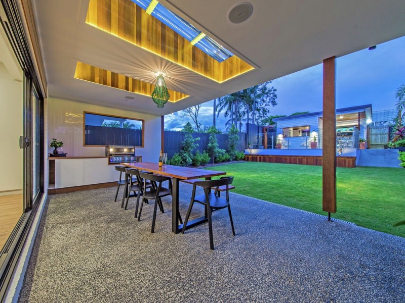 57 Wilde Street, Wynnum QLD 4178