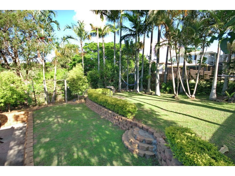 41 Bernays Road, Wynnum West QLD 4178
