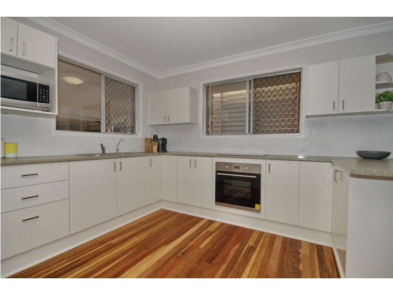 41 Bernays Road, Wynnum West QLD 4178