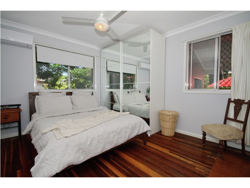 41 Bernays Road, Wynnum West QLD 4178