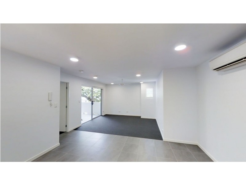 3/11 Benalla Street, Manly QLD 4179