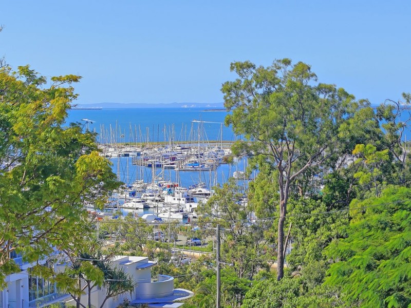 16 Valetta Street, Manly QLD 4179