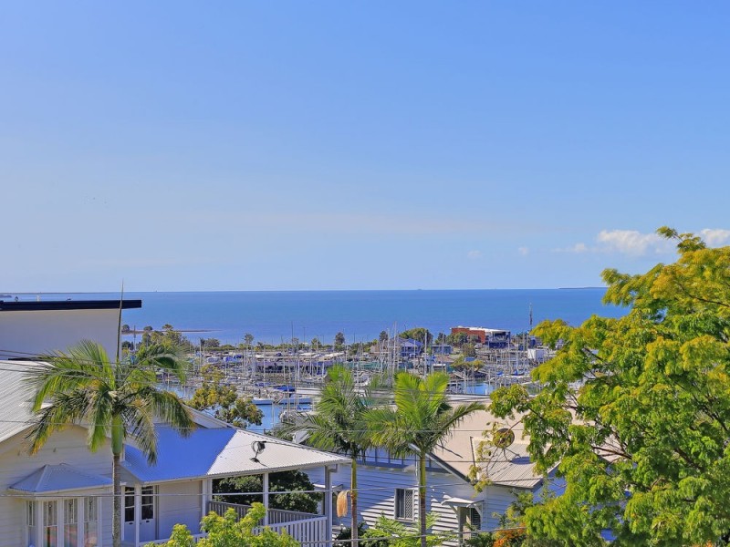 16 Valetta Street, Manly QLD 4179