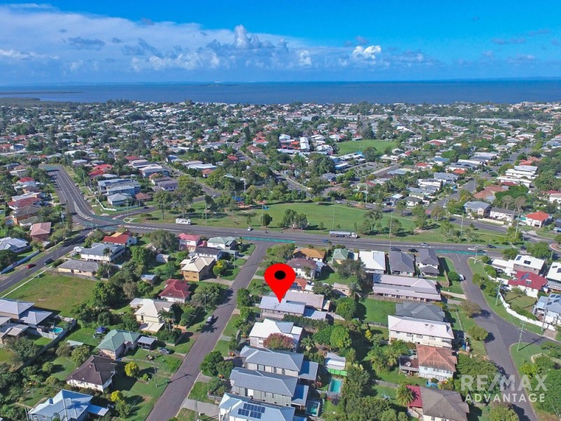 16 Montrose Parade, Wynnum West QLD 4178