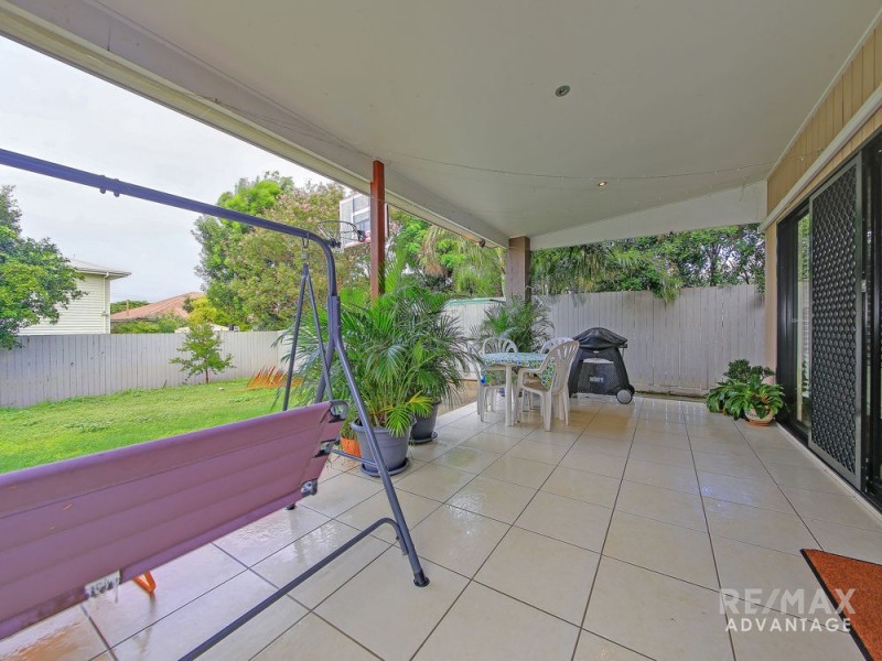 16 Montrose Parade, Wynnum West QLD 4178
