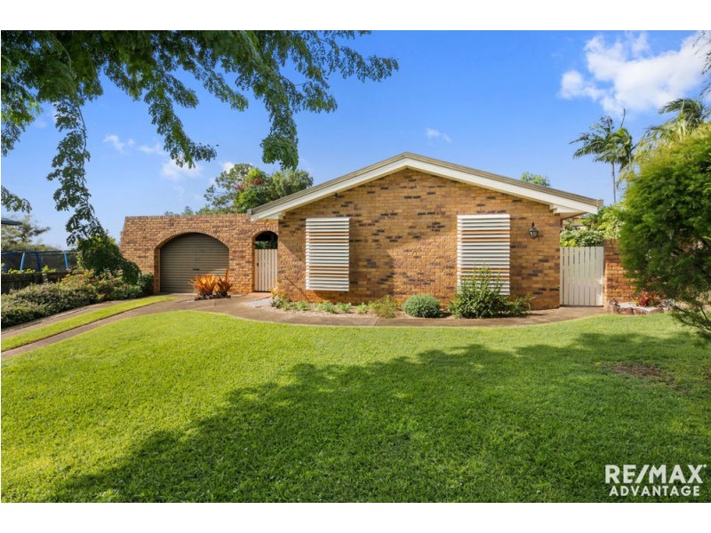 8 Woolford Pl, Manly West QLD 4179