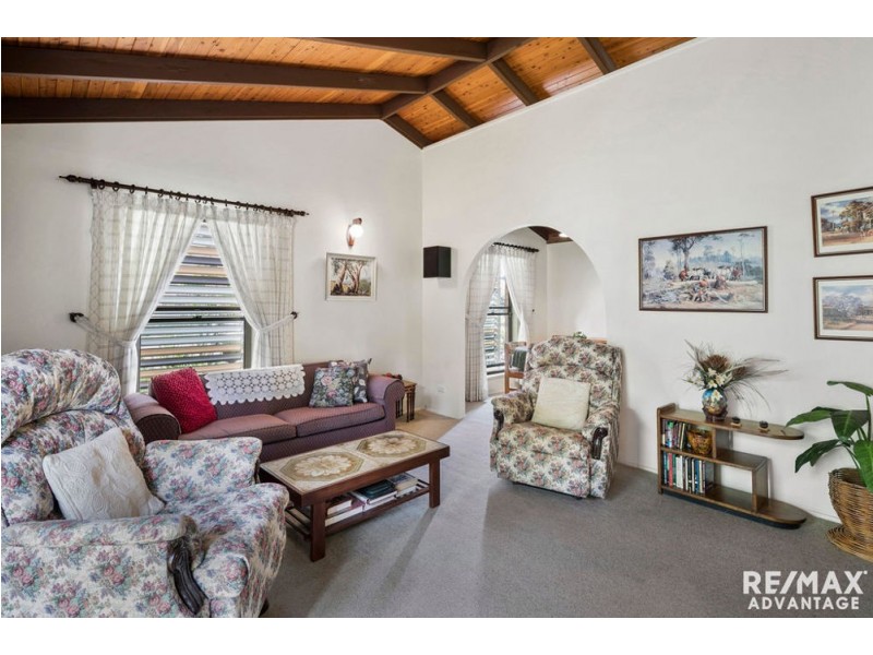 8 Woolford Pl, Manly West QLD 4179