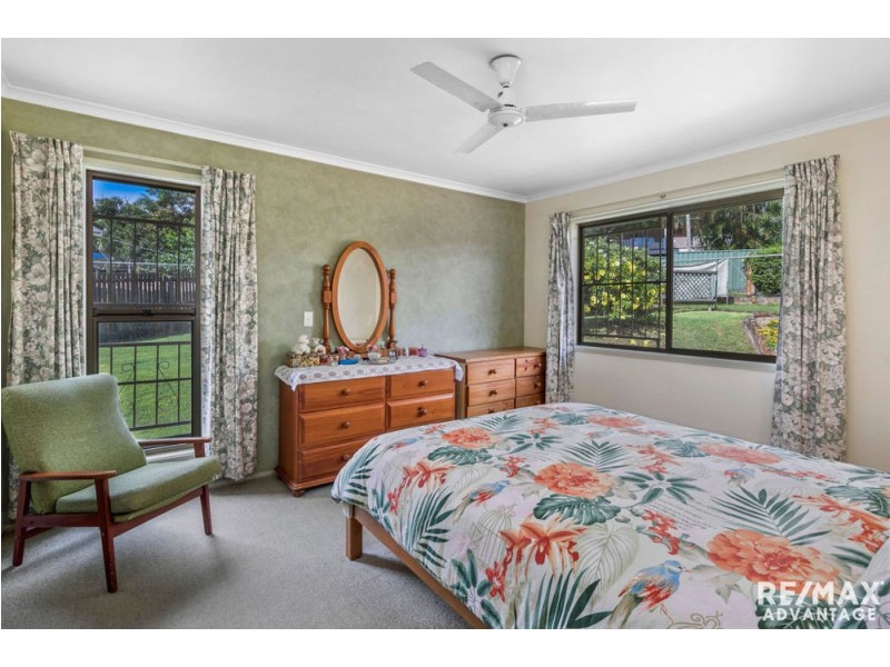 8 Woolford Pl, Manly West QLD 4179