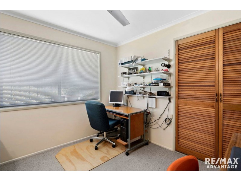 8 Woolford Pl, Manly West QLD 4179