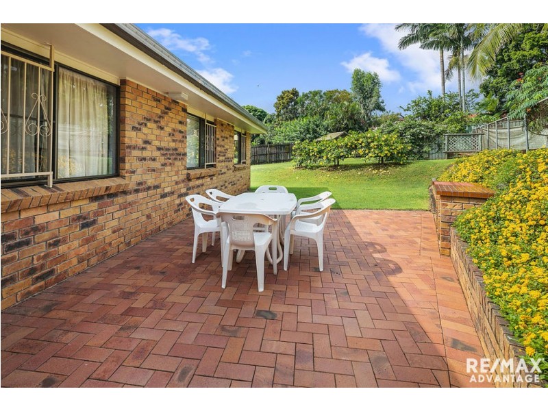 8 Woolford Pl, Manly West QLD 4179