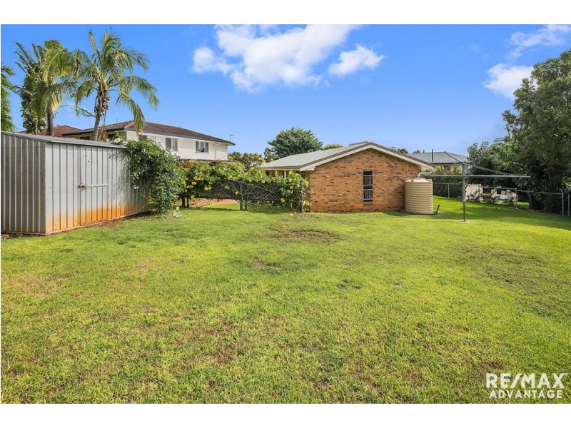 8 Woolford Pl, Manly West QLD 4179