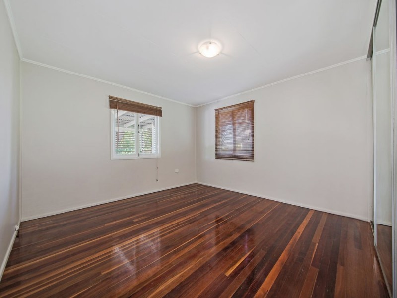 27 Whitford St, Tingalpa QLD 4173