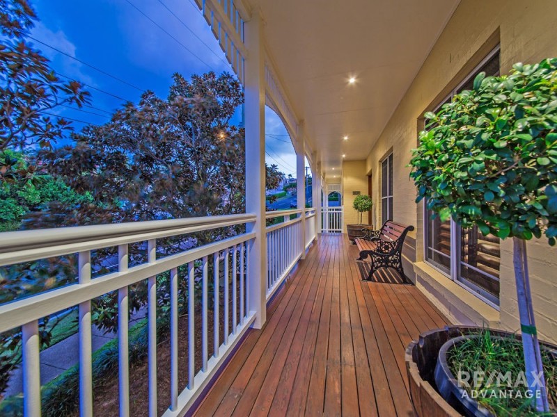 156 Gordon Parade, Manly QLD 4179