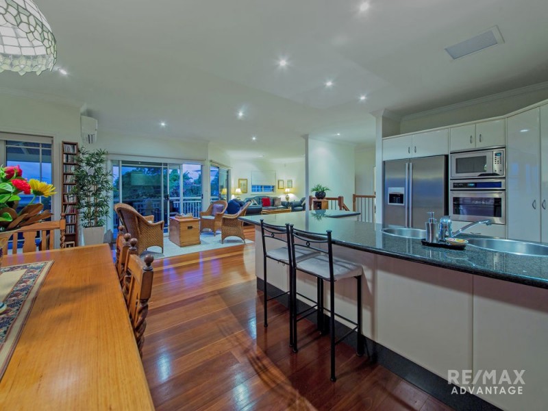 156 Gordon Parade, Manly QLD 4179