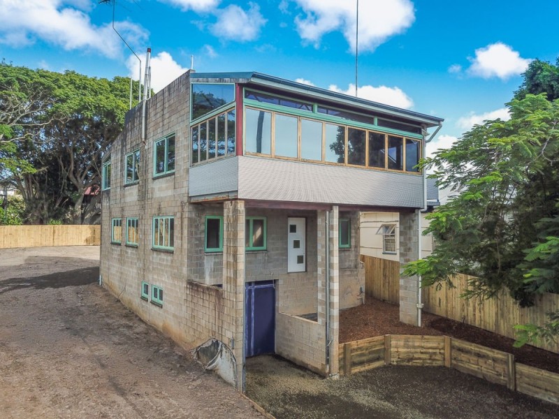 123 Kamarin St, Manly West QLD 4179