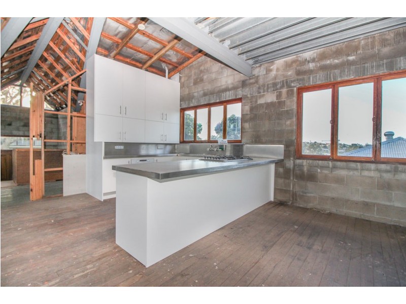 123 Kamarin St, Manly West QLD 4179