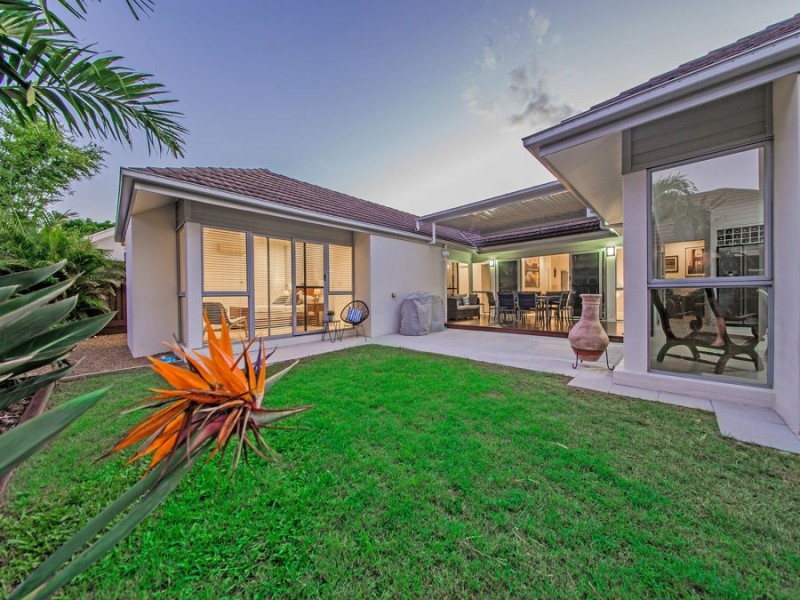 20 Hawksbury Crescent, Wakerley QLD 4154