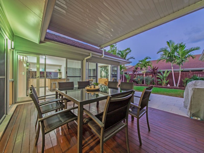 20 Hawksbury Crescent, Wakerley QLD 4154