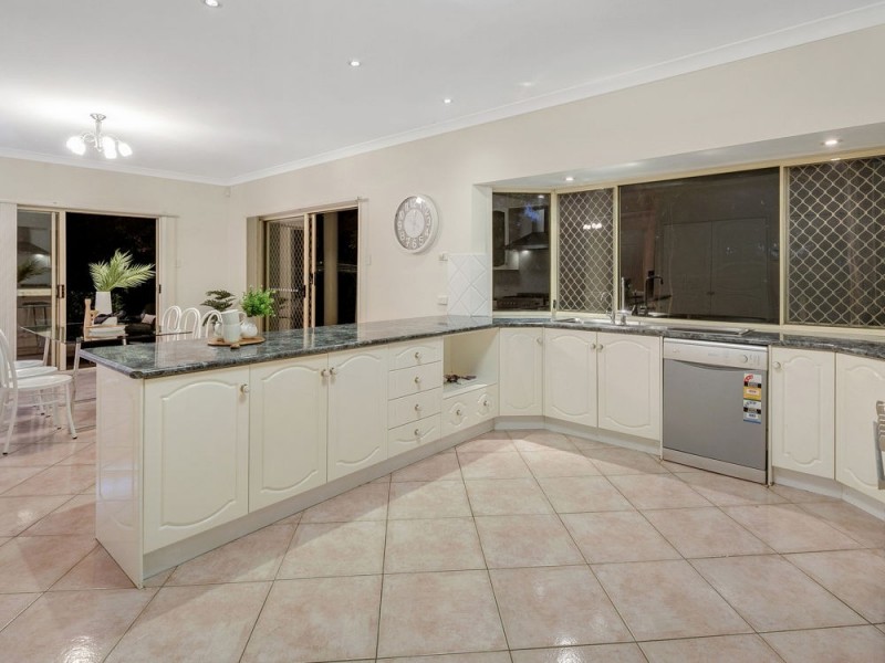 89 Constellation Way, Wynnum QLD 4178