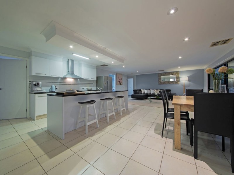 59 Moss Road, Wakerley QLD 4154