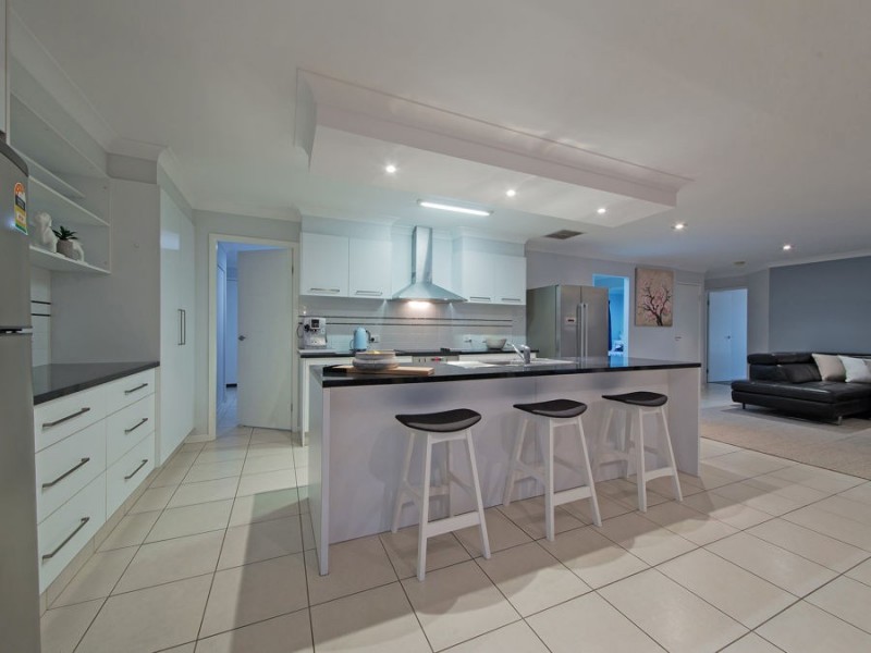 59 Moss Road, Wakerley QLD 4154