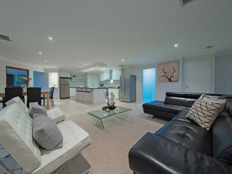 59 Moss Road, Wakerley QLD 4154