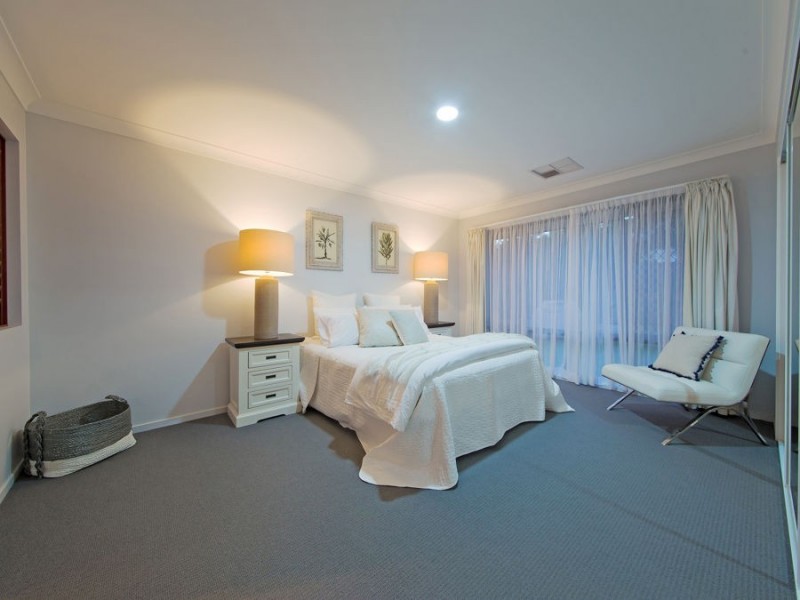 59 Moss Road, Wakerley QLD 4154