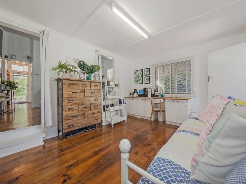 14 Beltana Street, Lota QLD 4179