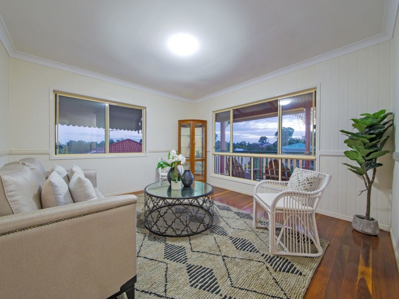 73 Tallow Wood Place, Mount Gravatt East QLD 4122